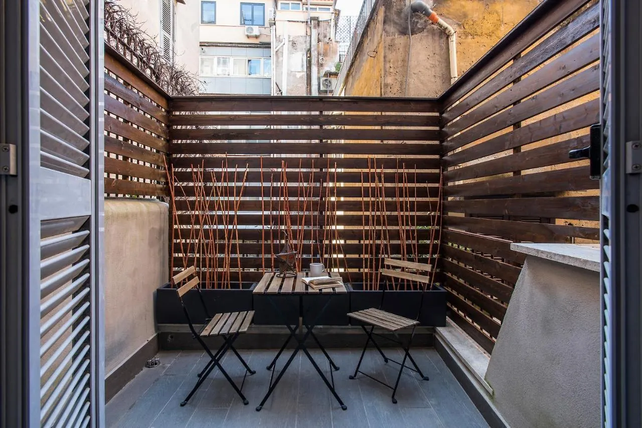 Residenza Fontanella Barberini By Spanish Steps Rome 0*,