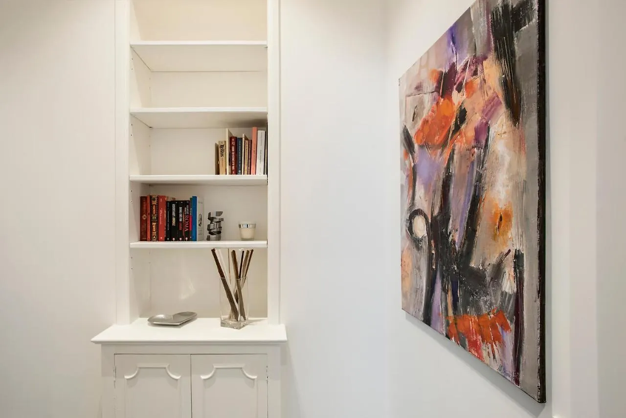 Apartment Residenza Fontanella Barberini By Spanish Steps Rome Italy