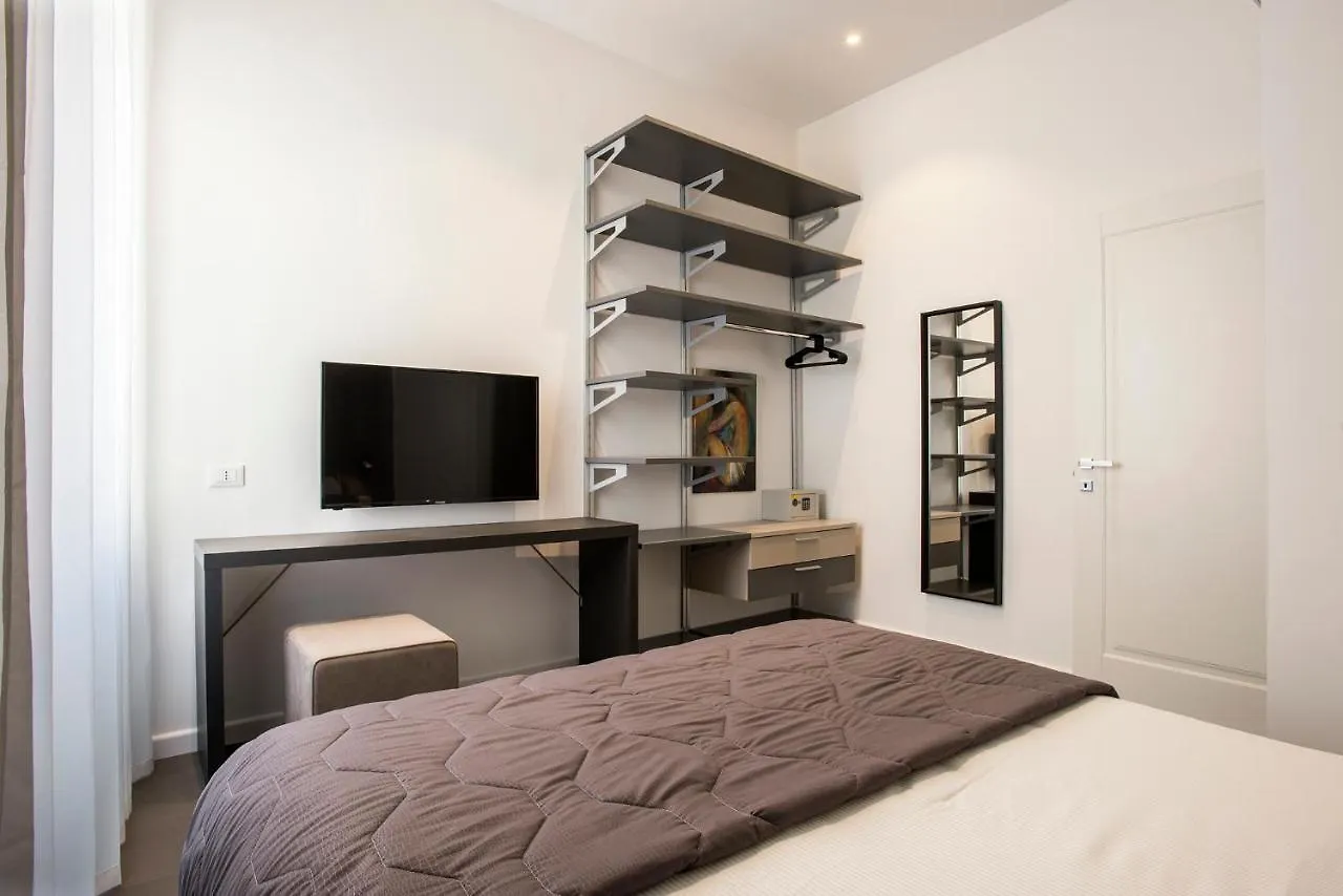 Residenza Fontanella Barberini By Spanish Steps Rome Apartment