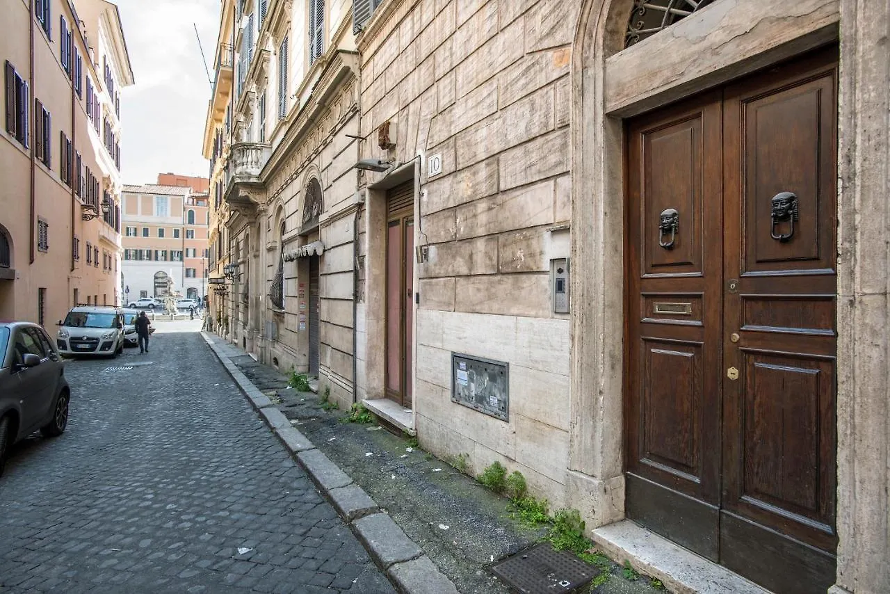 Residenza Fontanella Barberini By Spanish Steps Rome Apartment