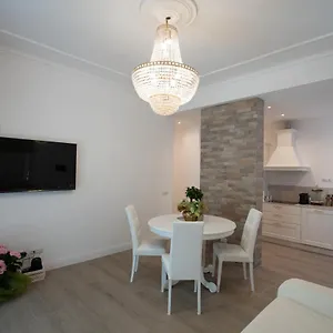 Apartment Imperiale Colosseo, Rome