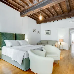 Apartment Domus Sant'angelo, Rome